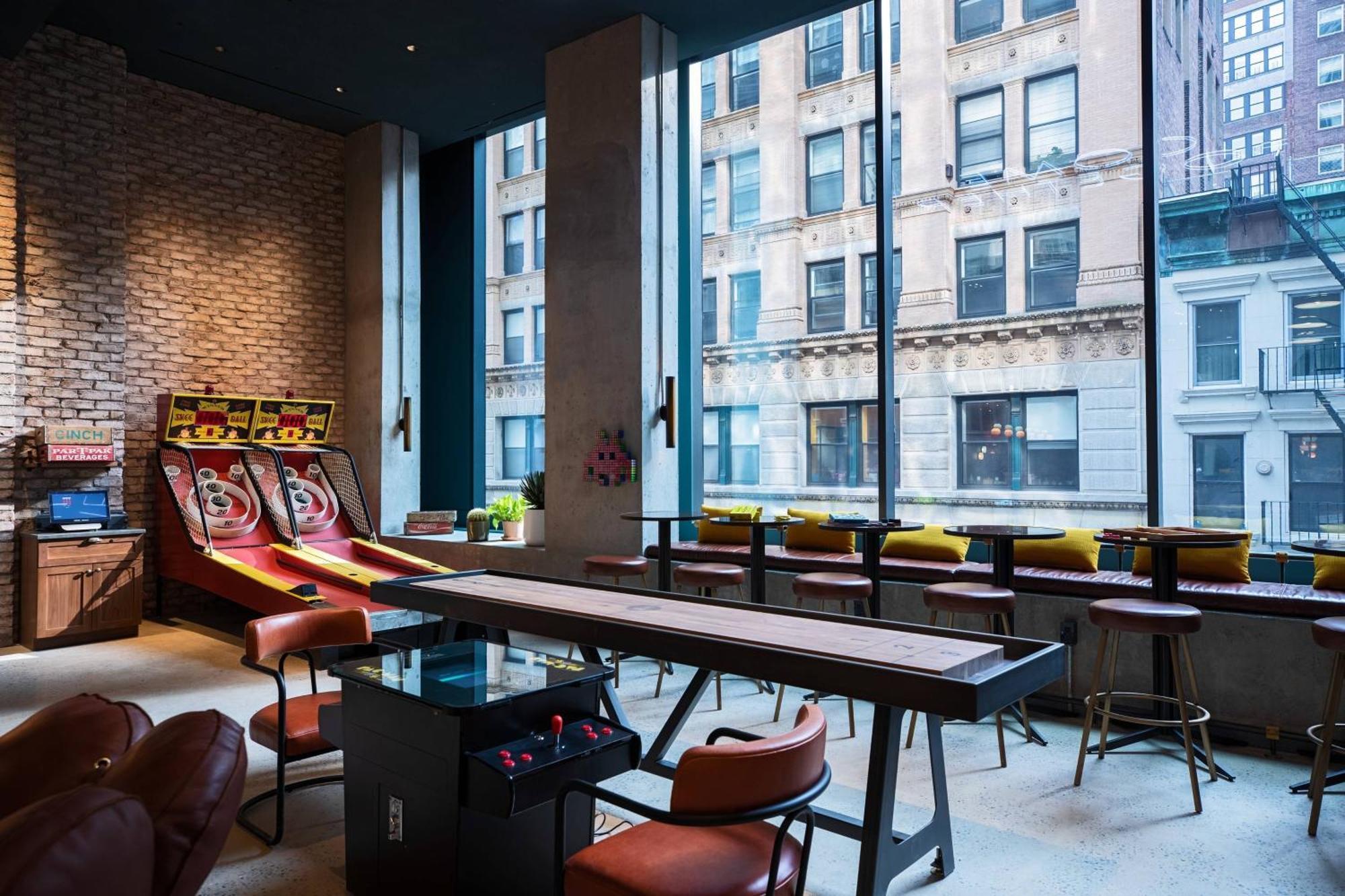 Moxy Nyc Downtown Hotel New York Exterior photo